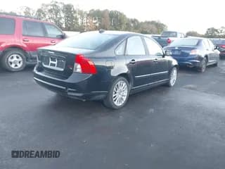 ✅ 2010 Volvo S40 • VIN: YV1382MS5A2502225 • Lot: 43568330. Listed on IAAI with 131,799 mi. Free auction sales archive from the USA and detailed vehicle history report at DreamBid. Image 4.