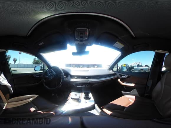 ✅ 2019 Audi Q7 Premium Plus • VIN: WA1LHAF77KD031333 • Lot: 42550869. Wystawiony na IAAI z przebiegiem 90 672 mil. Bezpłatny archiwum sprzedaży aukcyjnych z USA i szczegółowy raport historii pojazdu na DreamBid. Zdjęcie 18.