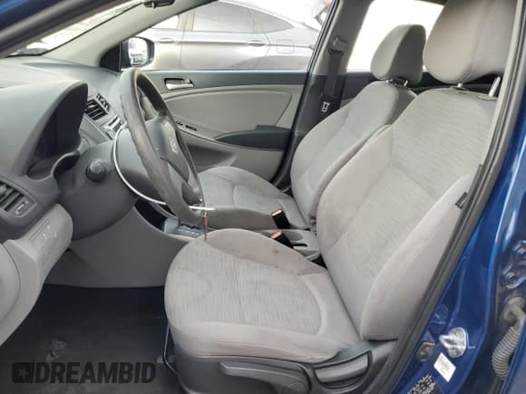 ✅ 2017 Hyundai Accent SE • VIN: KMHCT4AE7HU248817 • Лот: 79686844. Опубликован ранее на Copart с пробегом 64 138 миль. Бесплатный доступ к архиву аукционных продаж из США и подробный отчёт об истории автомобиля на DreamBid. Изображение 7.