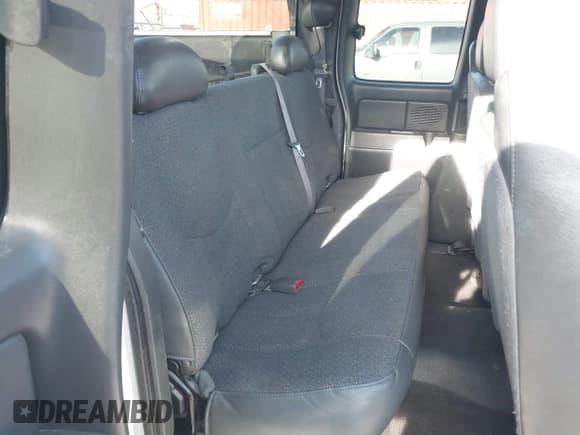 ✅ 2007 Chevrolet Silverado 1500 • VIN: 1GBHC29D37E134322 • Лот: 41794042. Опубликован ранее на IAAI с пробегом 206 020 миль. Бесплатный доступ к архиву аукционных продаж из США и подробный отчёт об истории автомобиля на DreamBid. Изображение 8.