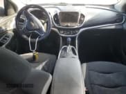 ✅ 2017 Chevrolet Volt LT • VIN: 1G1RA6S50HU133077 • Lot: 65578534. Wystawiony na Copart z przebiegiem Nie podano. Bezpłatny archiwum sprzedaży aukcyjnych z USA i szczegółowy raport historii pojazdu na DreamBid. Zdjęcie 8.