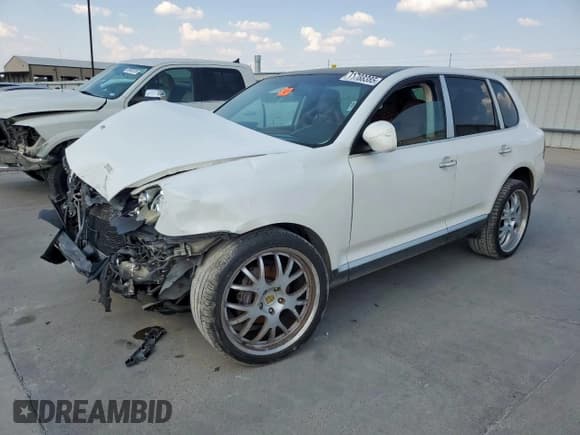 ✅ 2004 Porsche Cayenne • VIN: WP1AA29P54LA23001 • Лот: 71788385. Опубликован ранее на Copart с пробегом Не указан. Бесплатный доступ к архиву аукционных продаж из США и подробный отчёт об истории автомобиля на DreamBid. Изображение 1.