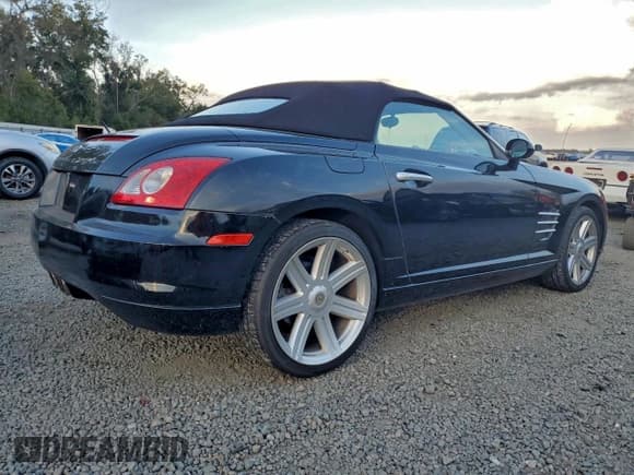 ✅ 2005 Chrysler Crossfire Limited • VIN: 1C3AN65L15X060464 • Lot: 94592825. Listed on Copart with 65,957 mi. Free auction sales archive from the USA and detailed vehicle history report at DreamBid. Image 3.