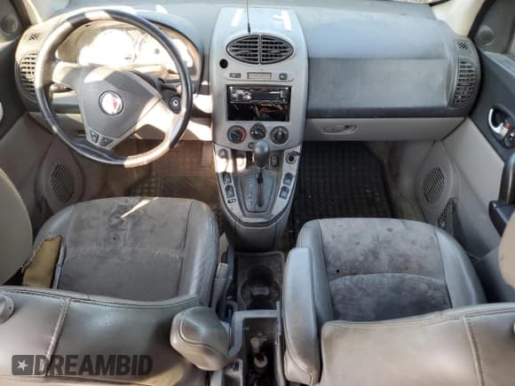 ✅ 2004 Saturn VUE V6 • VIN: 5GZCZ53464S880614 • Lot: 59794325. Wystawiony na Copart z przebiegiem 280 540 mil. Bezpłatny archiwum sprzedaży aukcyjnych z USA i szczegółowy raport historii pojazdu na DreamBid. Zdjęcie 8.