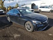 ✅ 2020 Mercedes-Benz C 300 • VIN: WDDWF8EB5LR528835 • Lot: 89690305. Wystawiony na Copart z przebiegiem 37 803 mil. Bezpłatny archiwum sprzedaży aukcyjnych z USA i szczegółowy raport historii pojazdu na DreamBid. Zdjęcie 4.