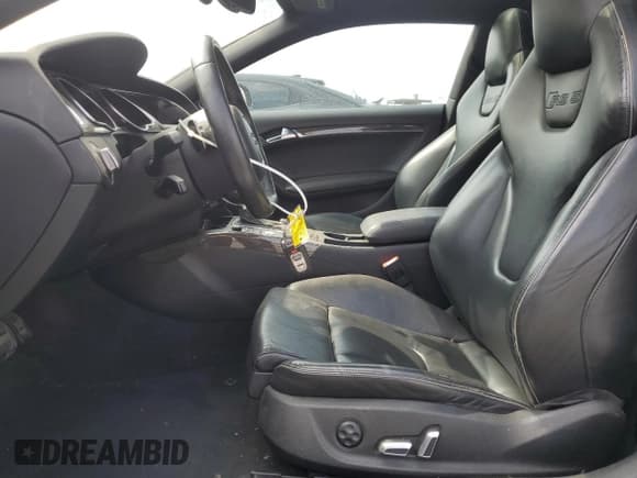 ✅ 2013 Audi RS 5 • VIN: WUAC6AFR1DA900836 • Lot: 59038215. Listed on Copart with 130,292 mi. Free auction sales archive from the USA and detailed vehicle history report at DreamBid. Image 7.