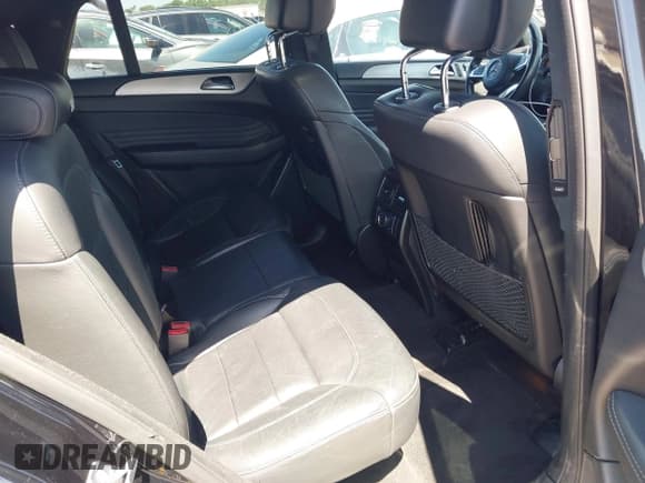 ✅ 2019 Mercedes-Benz GLE 43 AMG • VIN: 4JGED6EB7KA134004 • Lot: 42514310. Wystawiony na IAAI z przebiegiem 91 732 mil. Bezpłatny archiwum sprzedaży aukcyjnych z USA i szczegółowy raport historii pojazdu na DreamBid. Zdjęcie 8.