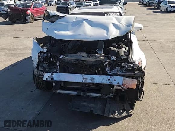 ✅ 2016 Lexus IS 350 • VIN: JTHBE1D24G5026690 • Лот: 89551835. Опубликован ранее на Copart с пробегом 132 432 миль. Бесплатный доступ к архиву аукционных продаж из США и подробный отчёт об истории автомобиля на DreamBid. Изображение 14.