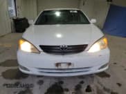 ✅ 2004 Toyota Camry LE • VIN: 4T1BE32K04U262525 • Lot: 90217255. Listed on Copart with 305,513 mi. Free auction sales archive from the USA and detailed vehicle history report at DreamBid. Image 5.