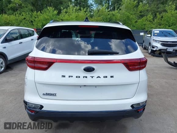 ✅ 2022 Kia Sportage Nightfall • VIN: KNDP63AC3N7002489 • Lot: 42654366. Listed on IAAI with 32,787 mi. Free auction sales archive from the USA and detailed vehicle history report at DreamBid. Image 17.