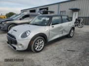✅ 2019 MINI Hardtop 4 Door Cooper S • VIN: WMWXU3C57K2H88861 • Лот: 80580745. Опубликован ранее на Copart с пробегом 41 000 миль. Бесплатный доступ к архиву аукционных продаж из США и подробный отчёт об истории автомобиля на DreamBid. Изображение 1.