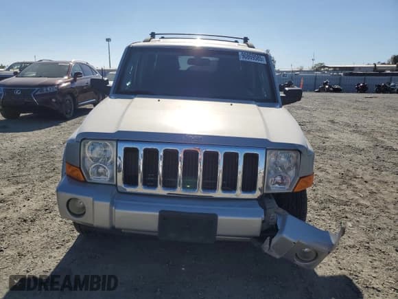 ✅ 2008 Jeep Commander Sport • VIN: 1J8HG48N38C172015 • Lot: 90869585. Wystawiony na Copart z przebiegiem 154 456 mil. Bezpłatny archiwum sprzedaży aukcyjnych z USA i szczegółowy raport historii pojazdu na DreamBid. Zdjęcie 5.