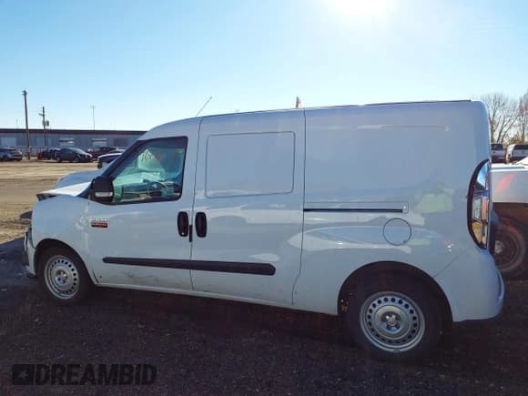 ✅ 2022 Ram ProMaster City Cargo Tradesman • VIN: ZFBHRFAB4N6W60822 • Lot: 43696081. Wystawiony na IAAI z przebiegiem 42 360 mil. Bezpłatny archiwum sprzedaży aukcyjnych z USA i szczegółowy raport historii pojazdu na DreamBid. Zdjęcie 14.