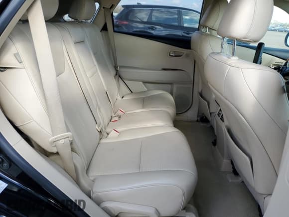 ✅ 2011 Lexus RX 350 • VIN: 2T2BK1BAXBC105826 • Lot: 90924665. Listed on Copart with 157,817 mi. Free auction sales archive from the USA and detailed vehicle history report at DreamBid. Image 11.