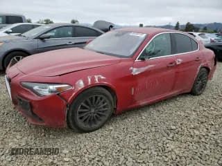 ✅ 2021 Alfa Romeo Giulia • VIN: ZARFAMAN9M7648254 • Lot: 80359155. Listed on Copart with 59,323 mi. Free auction sales archive from the USA and detailed vehicle history report at DreamBid. Image 1.