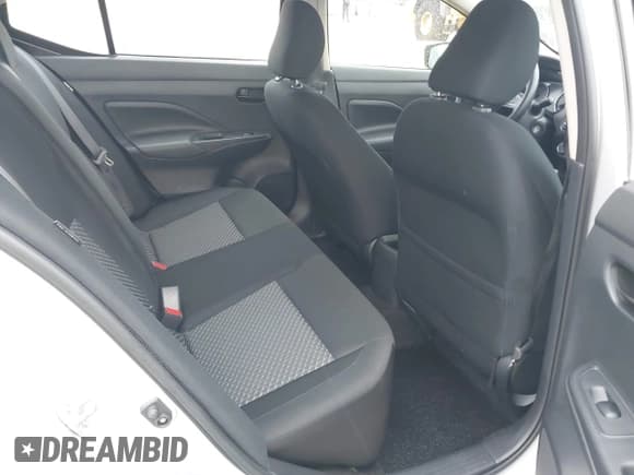 ✅ 2024 Nissan Versa S • VIN: 3N1CN8DV2RL930147 • Lot: 42369601. Listed on IAAI with 19,189 mi. Free auction sales archive from the USA and detailed vehicle history report at DreamBid. Image 8.