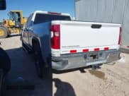 ✅ 2024 Chevrolet Silverado 2500HD Work Truck • VIN: 1GC2YLE76RF414337 • Lot: 41369545. Wystawiony na IAAI z przebiegiem 9 707 mil. Bezpłatny archiwum sprzedaży aukcyjnych z USA i szczegółowy raport historii pojazdu na DreamBid. Zdjęcie 3.