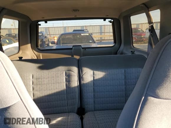 ✅ 1994 Ford Explorer Eddie Bauer • VIN: 1FMCU22X6RUE44203 • Lot: 73151164. Wystawiony na Copart z przebiegiem 130 777 mil. Bezpłatny archiwum sprzedaży aukcyjnych z USA i szczegółowy raport historii pojazdu na DreamBid. Zdjęcie 10.