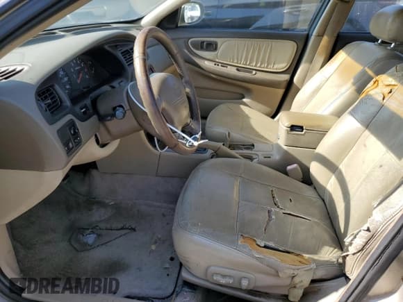 ✅ 2001 Nissan Altima GLE • VIN: 1N4DL01A11C178764 • Lot: 63074264. Wystawiony na Copart z przebiegiem 267 283 mil. Bezpłatny archiwum sprzedaży aukcyjnych z USA i szczegółowy raport historii pojazdu na DreamBid. Zdjęcie 7.