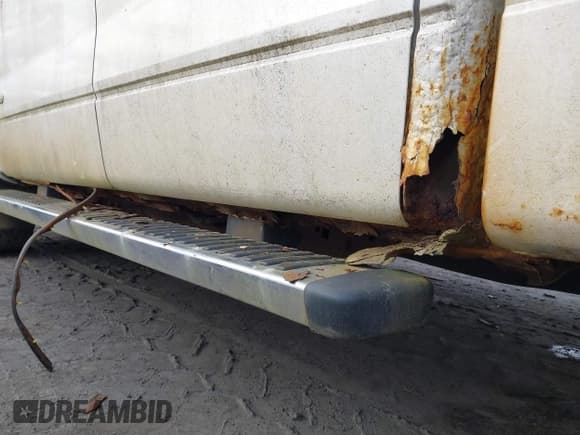 ✅ 2011 Ford F-150 XLT • VIN: 1FTFW1ETXBFB89774 • Lot: 43814553. Listed on IAAI with 157,629 mi. Free auction sales archive from the USA and detailed vehicle history report at DreamBid. Image 6.