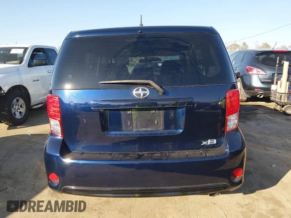 ✅ 2014 Scion xB • VIN: JTLZE4FE8EJ050119 • Лот: 43756170. Опубликован ранее на IAAI с пробегом 120 478 миль. Бесплатный доступ к архиву аукционных продаж из США и подробный отчёт об истории автомобиля на DreamBid. Изображение 16.