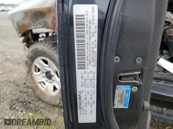 ✅ 2015 Ram 2500 Tradesman • VIN: 3C6UR5CL1FG504790 • Lot: 45208565. Listed on Copart with Not provided. Free auction sales archive from the USA and detailed vehicle history report at DreamBid. Image 13.