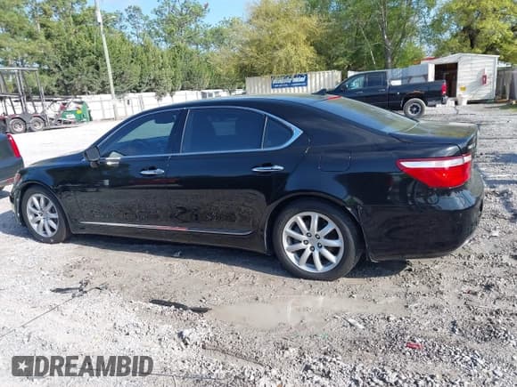 ✅ 2007 Lexus LS 460 L • VIN: JTHGL46F875002423 • Lot: 41936798. Listed on IAAI with 116,336 mi. Free auction sales archive from the USA and detailed vehicle history report at DreamBid. Image 14.