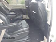 ✅ 2020 Chrysler Pacifica Hybrid Limited • VIN: 2C4RC1N70LR173649 • Lot: 42389536. Wystawiony na IAAI z przebiegiem 67 602 mil. Bezpłatny archiwum sprzedaży aukcyjnych z USA i szczegółowy raport historii pojazdu na DreamBid. Zdjęcie 8.