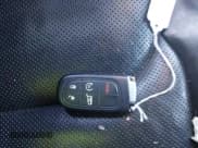 ✅ 2018 Jeep Cherokee Overland • VIN: 1C4PJMJX2JD569344 • Lot: 41828276. Listed on IAAI with 94,309 mi. Free auction sales archive from the USA and detailed vehicle history report at DreamBid. Image 11.