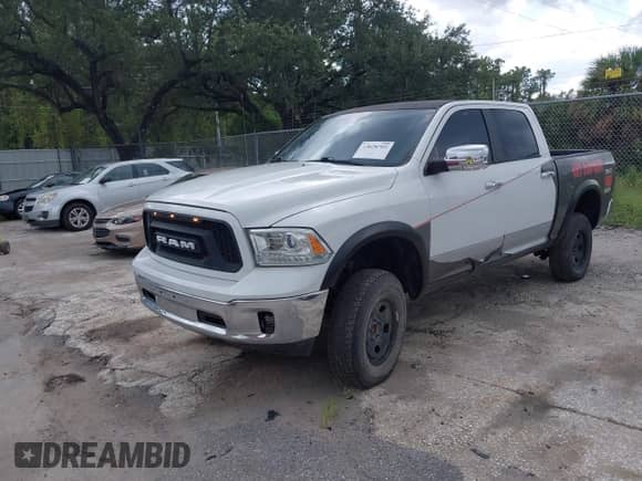 2017 Ram 1500 Laramie с VIN 1C6RR6NT8HS592015, выставлен на аукционе IAAI как лот 43028702 с пробегом 130 124 миль миль и . История ставок и продаж доступна на DreamBid. Изображение 17.