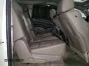 ✅ 2015 Chevrolet Suburban LT • VIN: 1GNSKJKC0FR500591 • Lot: 50038094. Wystawiony na Copart z przebiegiem Nie podano. Bezpłatny archiwum sprzedaży aukcyjnych z USA i szczegółowy raport historii pojazdu na DreamBid. Zdjęcie 11.