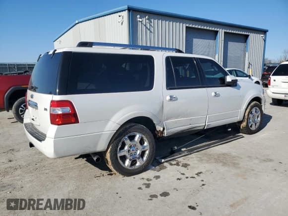 ✅ 2013 Ford Expedition Max Limited • VIN: 1FMJK2A57DEF46190 • Lot: 88652425. Listed on Copart with 142,969 mi. Free auction sales archive from the USA and detailed vehicle history report at DreamBid. Image 3.