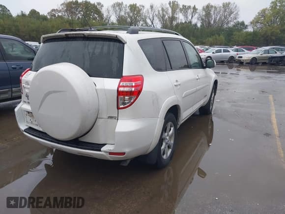 ✅ 2010 Toyota RAV4 Limited • VIN: 2T3DK4DV6AW036443 • Lot: 43544171. Listed on IAAI with 153,177 mi. Free auction sales archive from the USA and detailed vehicle history report at DreamBid. Image 4.
