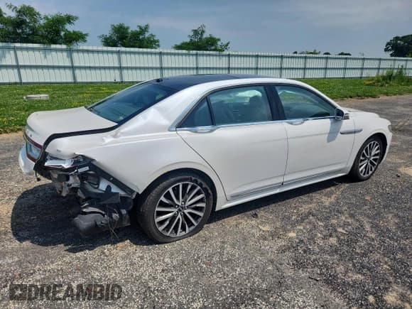 ✅ 2017 Lincoln Continental Select • VIN: 1LN6L9TP8H5603254 • Лот: 63589435. Опубликован ранее на Copart с пробегом 138 707 миль. Бесплатный доступ к архиву аукционных продаж из США и подробный отчёт об истории автомобиля на DreamBid. Изображение 3.