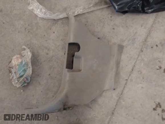 ✅ 2003 Chevrolet Silverado 2500HD LT3 • VIN: 1GCHK23G83F117215 • Лот: 41366957. Опубликован ранее на IAAI с пробегом 225 907 миль. Бесплатный доступ к архиву аукционных продаж из США и подробный отчёт об истории автомобиля на DreamBid. Изображение 12.