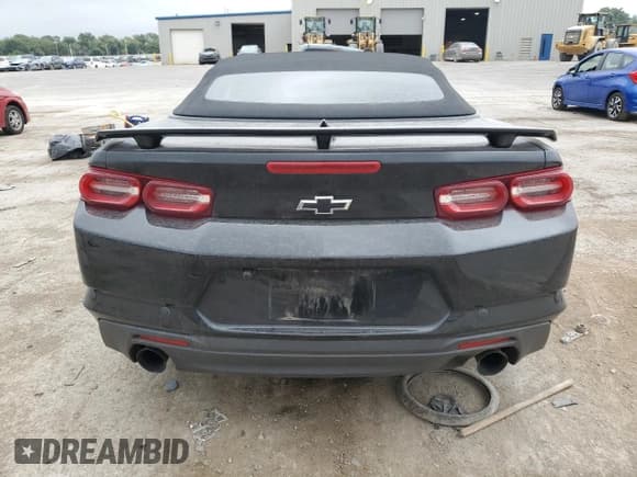 ✅ 2020 Chevrolet Camaro 1LT • VIN: 1G1FB3DX6L0121335 • Lot: 67024575. Listed on Copart with 59,261 mi. Free auction sales archive from the USA and detailed vehicle history report at DreamBid. Image 6.