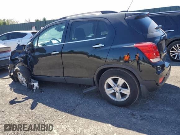 2020 Chevrolet Trax LT z VIN KL7CJLSB2LB065612, wystawiony jako Copart lot #70568255 z przebiegiem 22 668 mil mil oraz Szkoda całkowita • Salvage title. Historia ofert i sprzedaży dostępna na DreamBid. Obrazek 2.