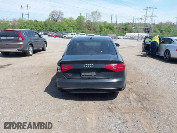 ✅ 2015 Audi A4 Premium Plus • VIN: WAUEFAFL0FA070724 • Lot: 42103016. Listed on IAAI with 91,127 mi. Free auction sales archive from the USA and detailed vehicle history report at DreamBid. Image 17.