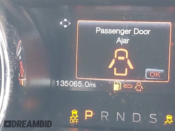 ✅ 2016 Ford Mustang EcoBoost • VIN: 1FA6P8TH3G5221133 • Lot: 42325336. Listed on IAAI with 135,065 mi. Free auction sales archive from the USA and detailed vehicle history report at DreamBid. Image 16.