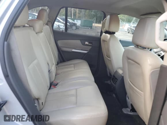 ✅ 2014 Ford Edge SE • VIN: 2FMDK3G93EBB47593 • Lot: 86240135. Wystawiony na Copart z przebiegiem 127 675 mil. Bezpłatny archiwum sprzedaży aukcyjnych z USA i szczegółowy raport historii pojazdu na DreamBid. Zdjęcie 11.