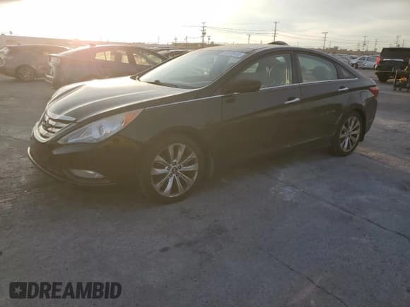✅ 2012 Hyundai Sonata SE • VIN: 5NPEC4AB6CH408594 • Lot: 91305435. Listed on Copart with 122,086 mi. Free auction sales archive from the USA and detailed vehicle history report at DreamBid. Image 1.