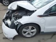 ✅ 2015 Chevrolet Volt • VIN: 1G1RC6E47FU141624 • Lot: 43303865. Wystawiony na IAAI z przebiegiem 38 622 mil. Bezpłatny archiwum sprzedaży aukcyjnych z USA i szczegółowy raport historii pojazdu na DreamBid. Zdjęcie 15.