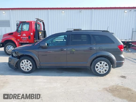 ✅ 2019 Dodge Journey SE • VIN: 3C4PDCBB5KT746730 • Lot: 42922945. Wystawiony na IAAI z przebiegiem 122 403 mil. Bezpłatny archiwum sprzedaży aukcyjnych z USA i szczegółowy raport historii pojazdu na DreamBid. Zdjęcie 14.