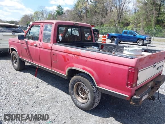 ✅ 1986 Ford Ranger • VIN: 1FTCR15T1GPA77845 • Lot: 42033135. Listed on IAAI with 27,474 mi. Free auction sales archive from the USA and detailed vehicle history report at DreamBid. Image 3.