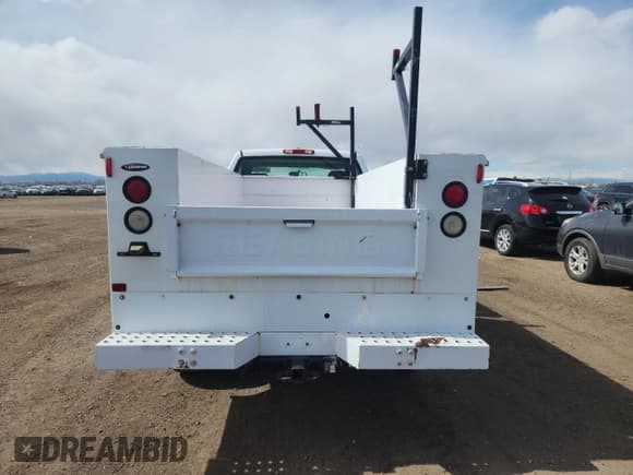 ✅ 2005 Chevrolet Silverado 2500HD Work Truck • VIN: 1GCHK24U25E272145 • Лот: 47995835. Опубликован ранее на Copart с пробегом 62 911 миль. Бесплатный доступ к архиву аукционных продаж из США и подробный отчёт об истории автомобиля на DreamBid. Изображение 6.