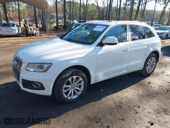 ✅ 2015 Audi Q5 Premium Plus • VIN: WA1LFAFP3FA112911 • Lot: 43910903. Listed on IAAI with 203,072 mi. Free auction sales archive from the USA and detailed vehicle history report at DreamBid. Image 2.