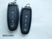 ✅ 2011 Lincoln MKX • VIN: 2LMDJ8JKXBBJ11637 • Лот: 43269283. Опубликован ранее на IAAI с пробегом 231 452 миль. Бесплатный доступ к архиву аукционных продаж из США и подробный отчёт об истории автомобиля на DreamBid. Изображение 11.