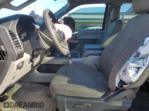 ✅ 2017 Ford F-250 XL • VIN: 1FT7X2B67HEE04578 • Lot: 84018075. Wystawiony na Copart z przebiegiem 239 853 mil. Bezpłatny archiwum sprzedaży aukcyjnych z USA i szczegółowy raport historii pojazdu na DreamBid. Zdjęcie 7.