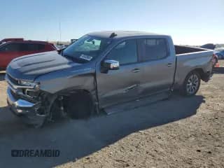 2021 Chevrolet Silverado 1500 LT z VIN 1GCPWCED1MZ157001, wystawiony jako Copart lot #85328585 z przebiegiem 61 775 mil mil oraz Szkoda całkowita • Salvage title. Historia ofert i sprzedaży dostępna na DreamBid. Obrazek 1.