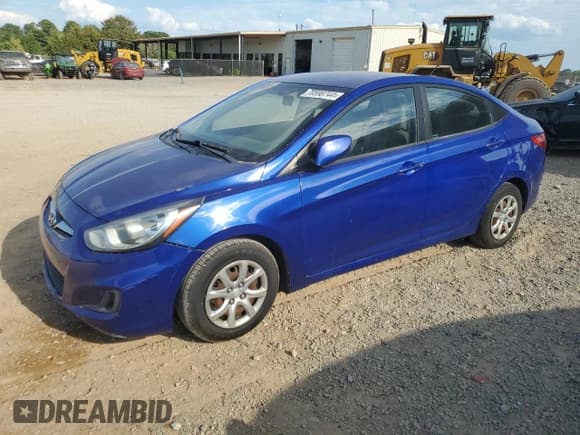 ✅ 2014 Hyundai Accent GLS • VIN: KMHCT4AE9EU669773 • Лот: 70598744. Опубликован ранее на Copart с пробегом 171 323 миль. Бесплатный доступ к архиву аукционных продаж из США и подробный отчёт об истории автомобиля на DreamBid. Изображение 1.